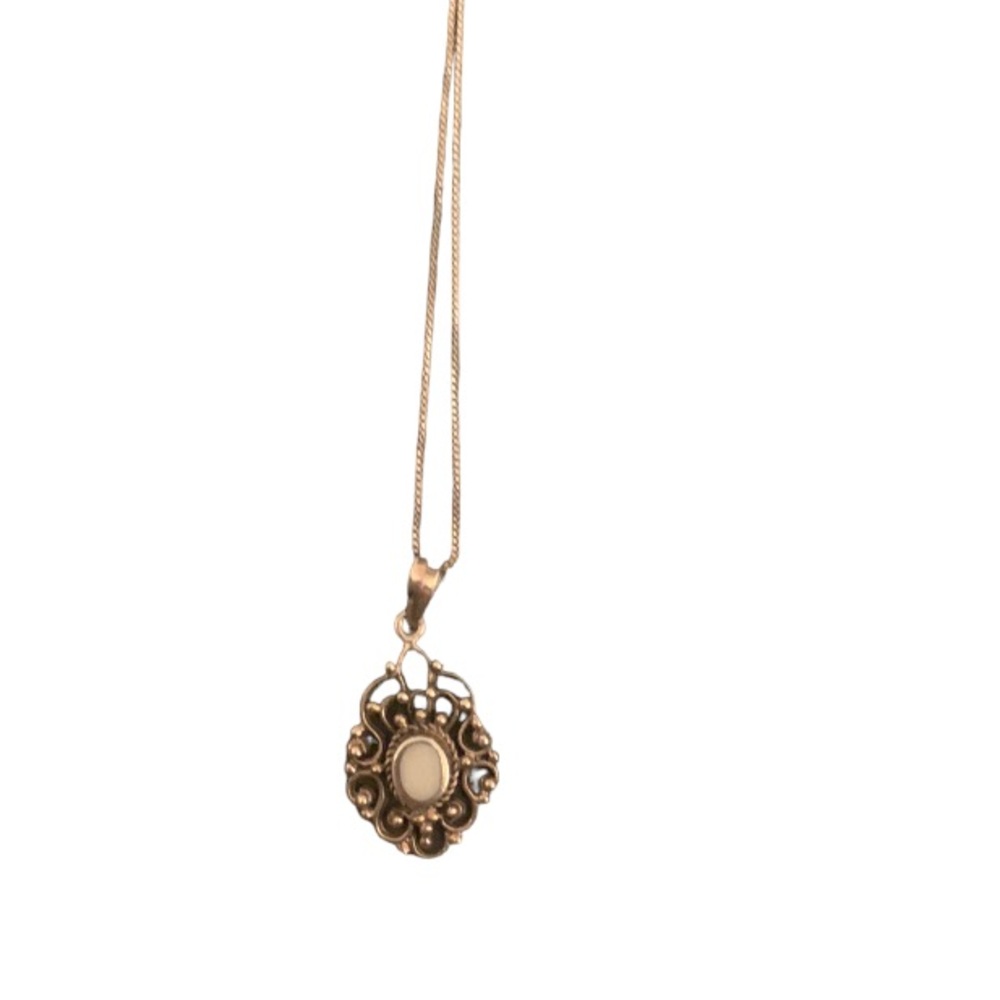 Silver necklace